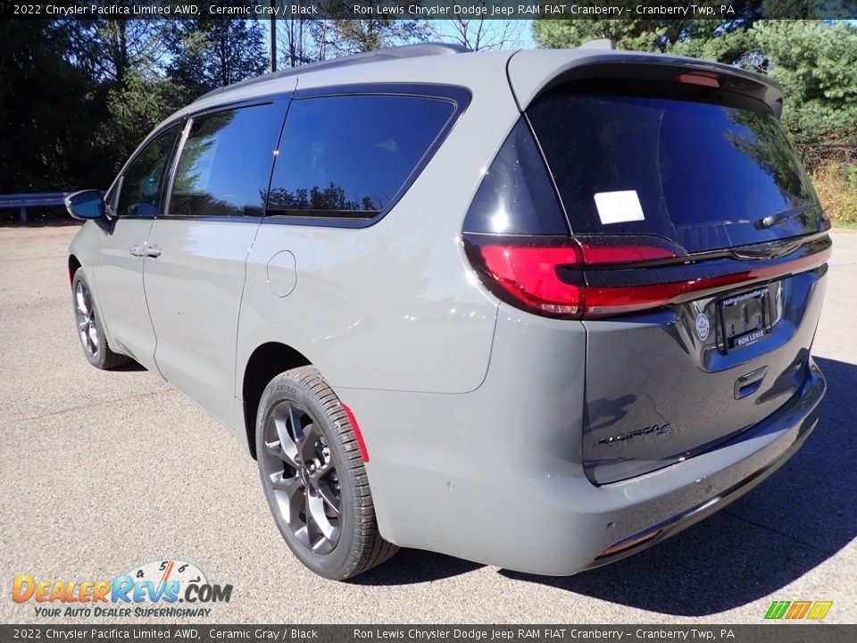 2022 Chrysler Pacifica Limited AWD Ceramic Gray / Black Photo #3