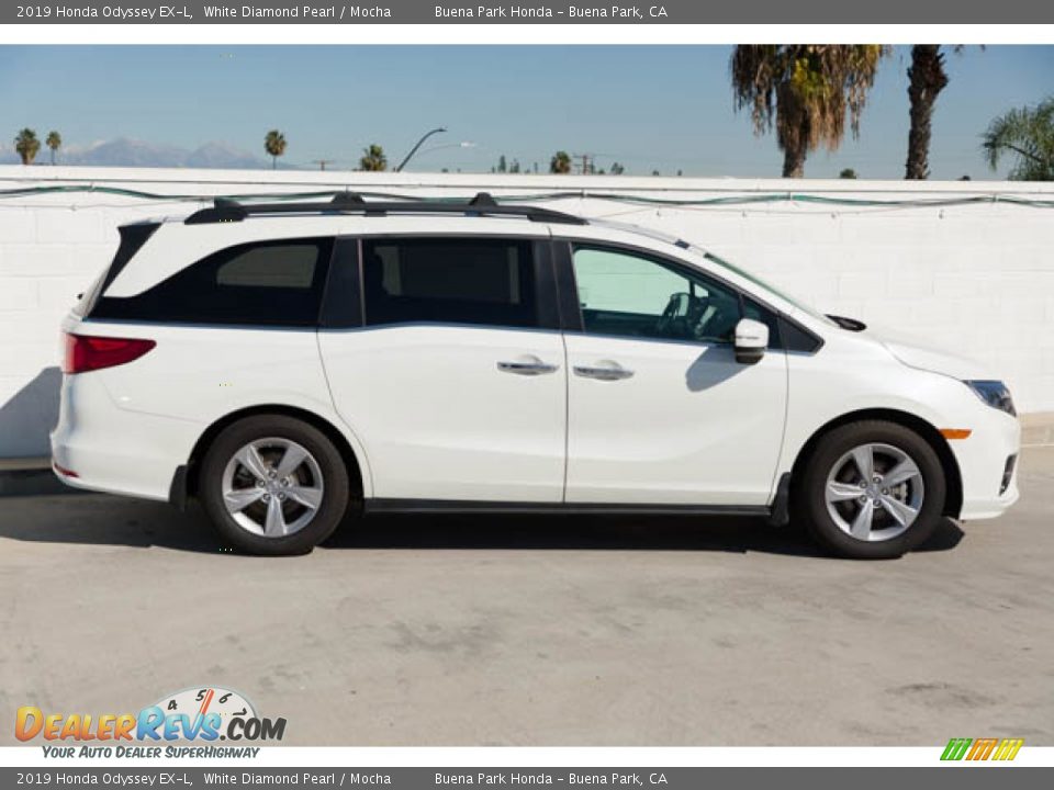 2019 Honda Odyssey EX-L White Diamond Pearl / Mocha Photo #12