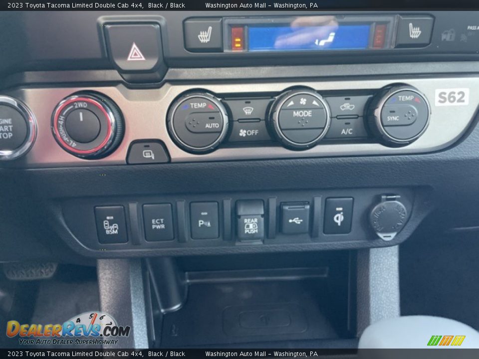 Dashboard of 2023 Toyota Tacoma Limited Double Cab 4x4 Photo #12