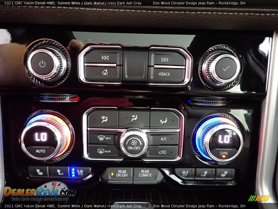 2021 GMC Yukon Denali 4WD Summit White / Dark Walnut/­Very Dark Ash Gray Photo #24