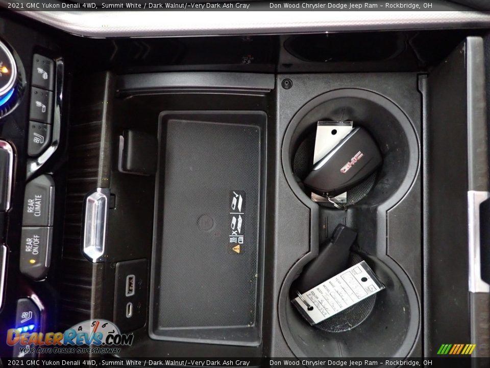 2021 GMC Yukon Denali 4WD Summit White / Dark Walnut/­Very Dark Ash Gray Photo #25
