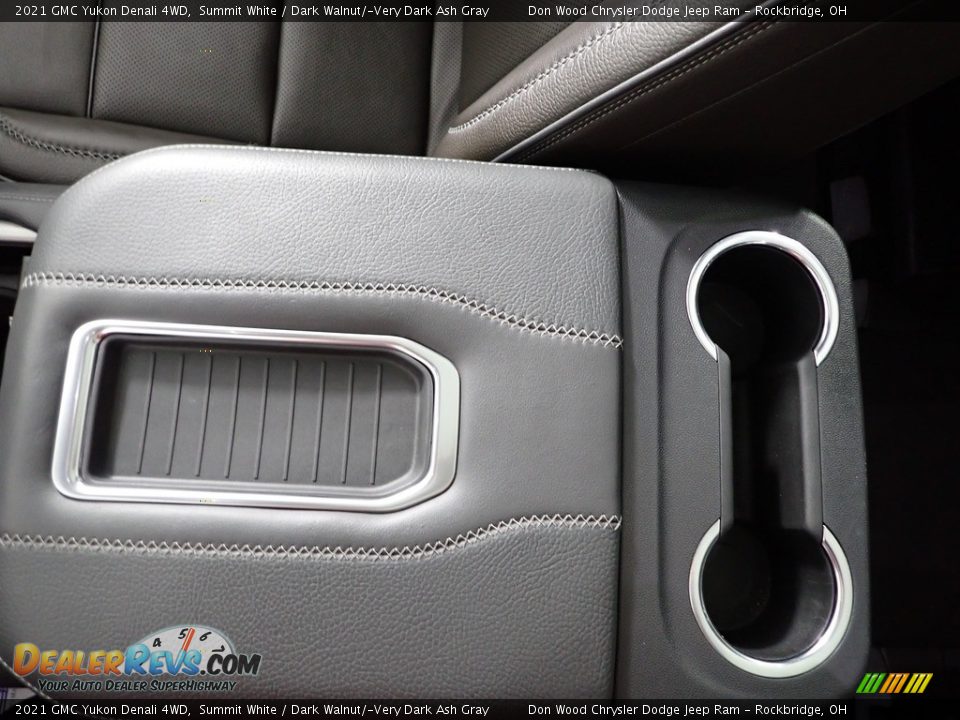 2021 GMC Yukon Denali 4WD Summit White / Dark Walnut/­Very Dark Ash Gray Photo #26