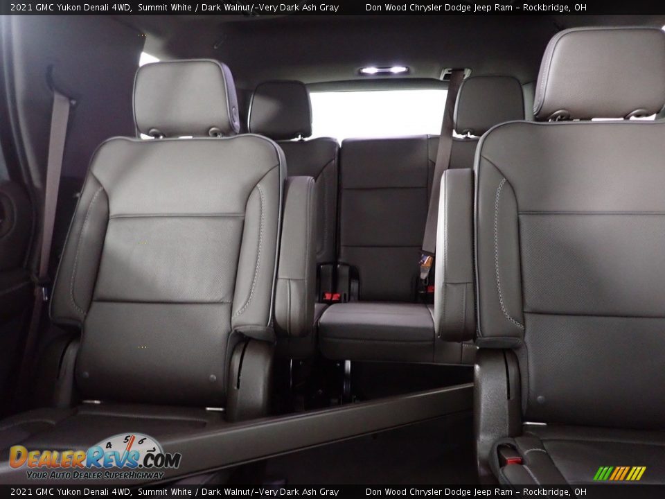 2021 GMC Yukon Denali 4WD Summit White / Dark Walnut/­Very Dark Ash Gray Photo #28