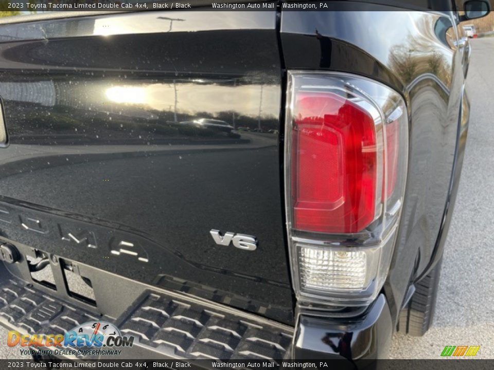 2023 Toyota Tacoma Limited Double Cab 4x4 Black / Black Photo #26