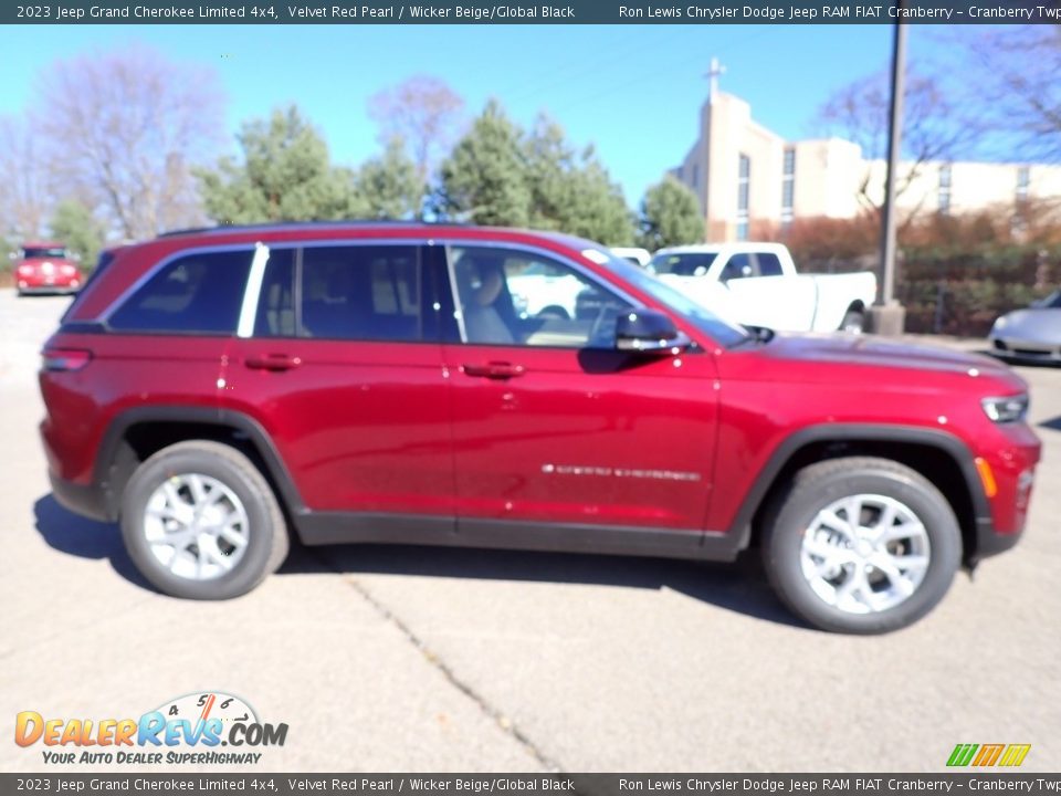 2023 Jeep Grand Cherokee Limited 4x4 Velvet Red Pearl / Wicker Beige/Global Black Photo #4