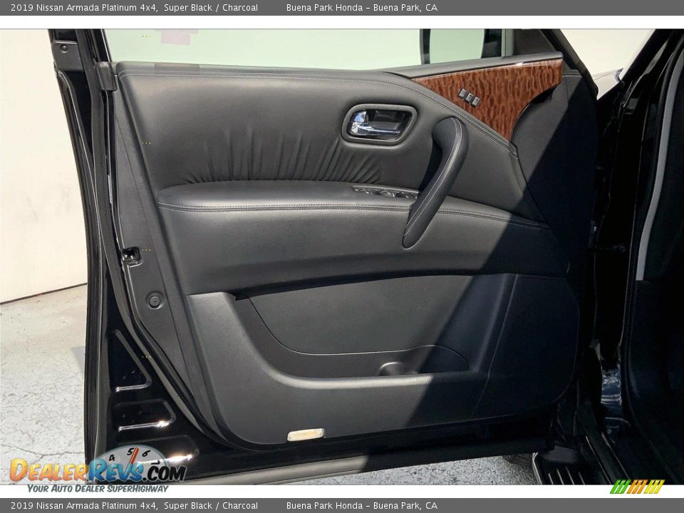 Door Panel of 2019 Nissan Armada Platinum 4x4 Photo #23