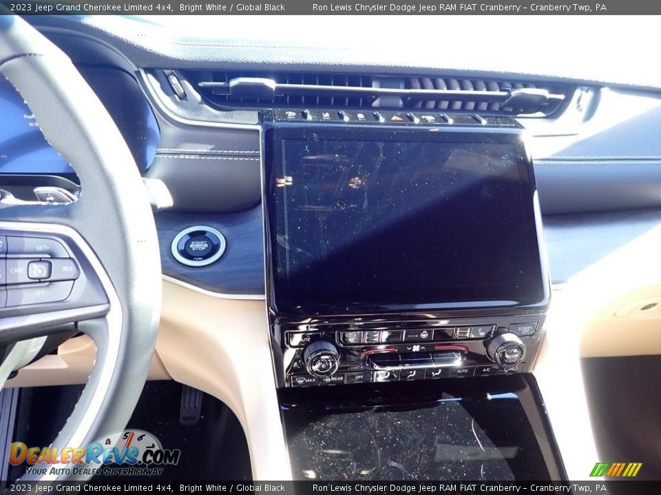 2023 Jeep Grand Cherokee Limited 4x4 Bright White / Global Black Photo #18