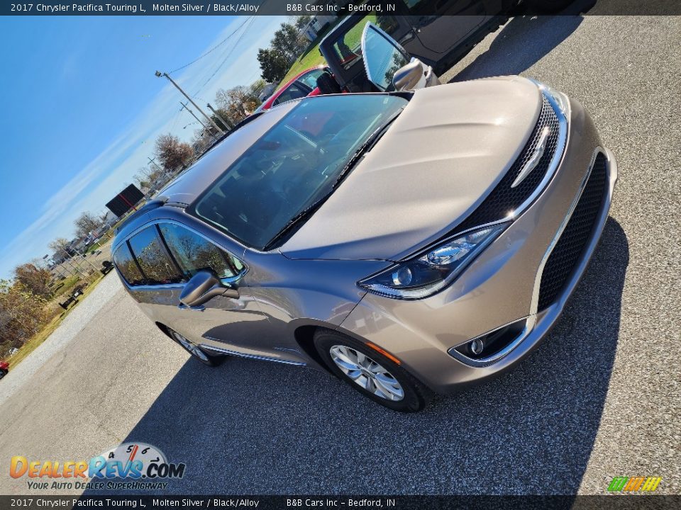 2017 Chrysler Pacifica Touring L Molten Silver / Black/Alloy Photo #30