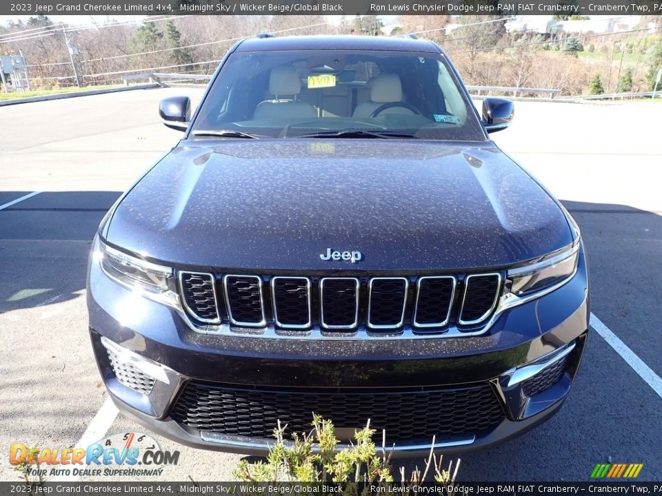 2023 Jeep Grand Cherokee Limited 4x4 Midnight Sky / Wicker Beige/Global Black Photo #2