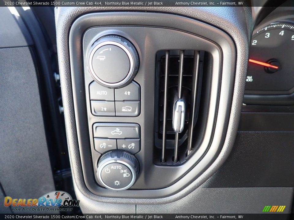 2020 Chevrolet Silverado 1500 Custom Crew Cab 4x4 Northsky Blue Metallic / Jet Black Photo #17