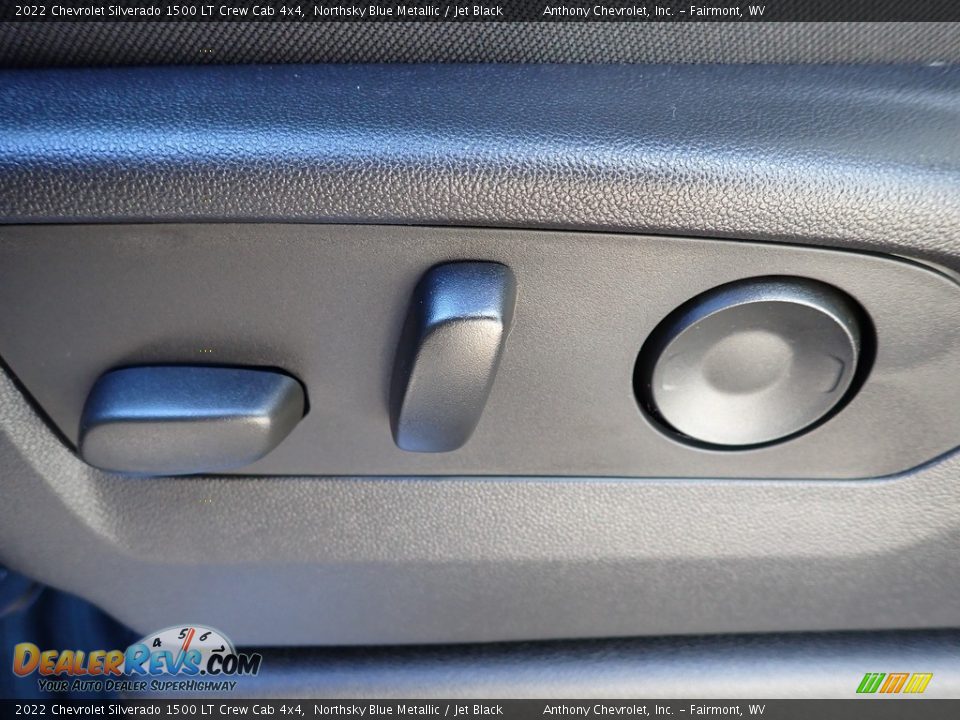 2022 Chevrolet Silverado 1500 LT Crew Cab 4x4 Northsky Blue Metallic / Jet Black Photo #16