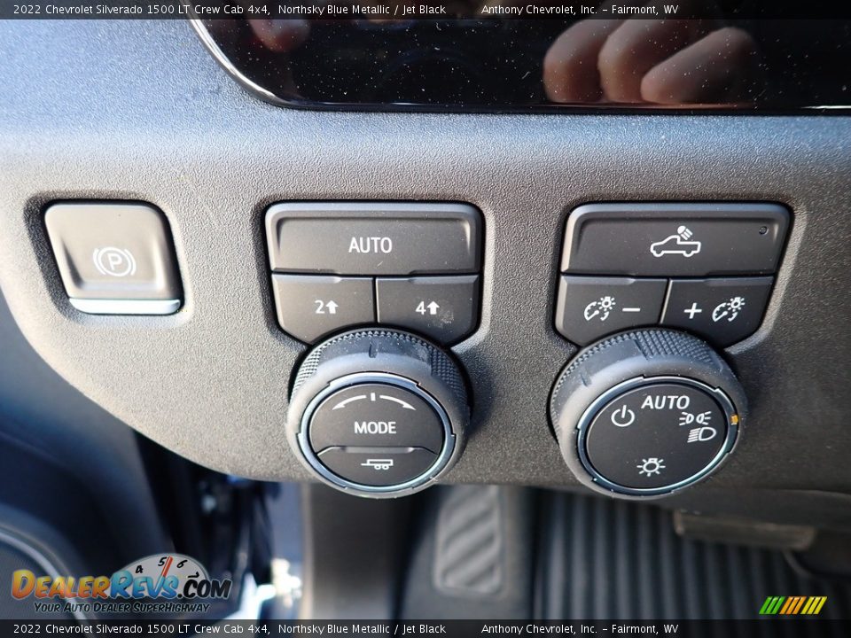 2022 Chevrolet Silverado 1500 LT Crew Cab 4x4 Northsky Blue Metallic / Jet Black Photo #17