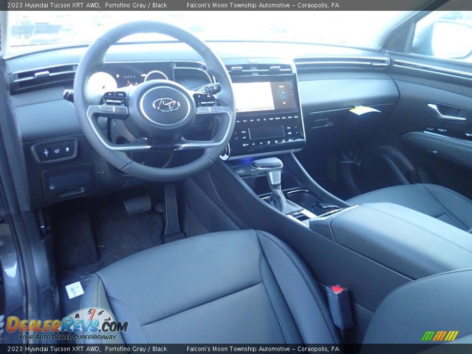 Front Seat of 2023 Hyundai Tucson XRT AWD Photo #13