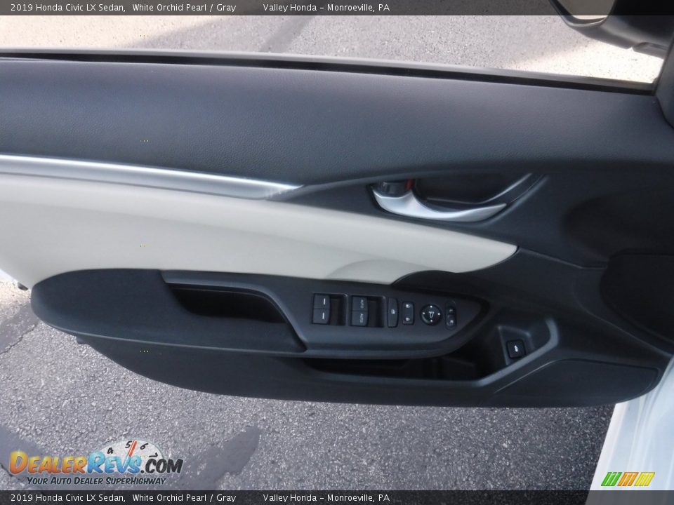 2019 Honda Civic LX Sedan White Orchid Pearl / Gray Photo #8