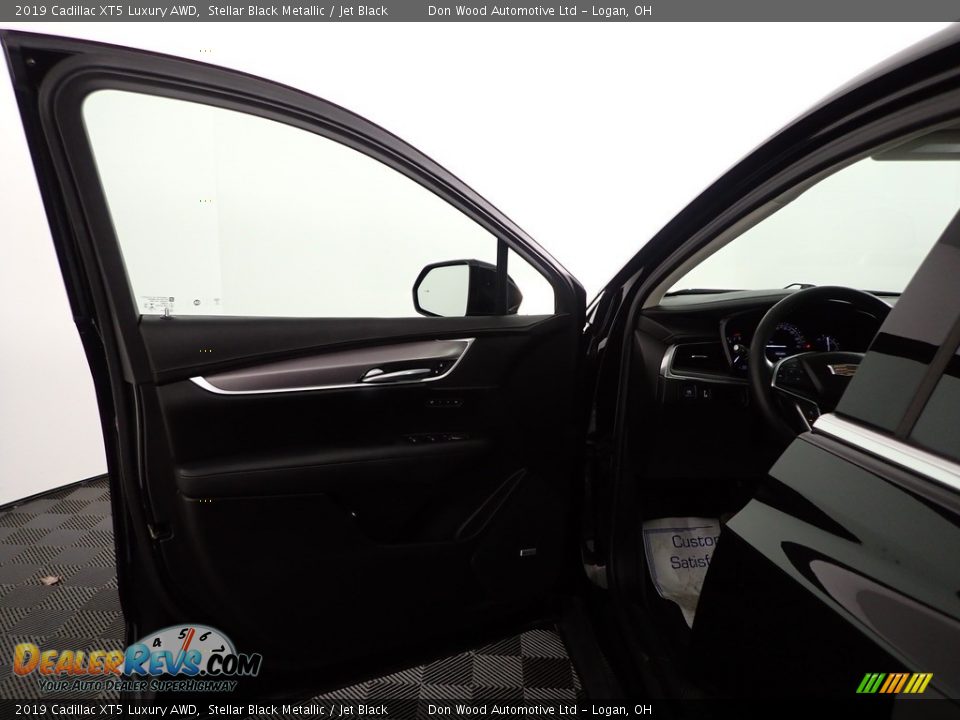 2019 Cadillac XT5 Luxury AWD Stellar Black Metallic / Jet Black Photo #13