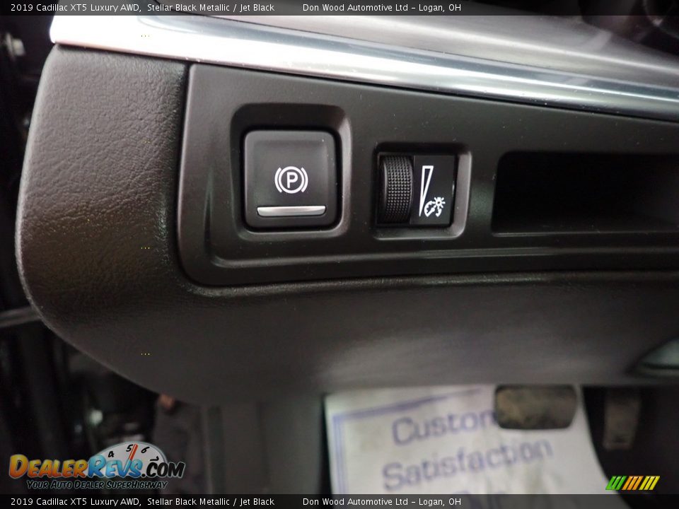 2019 Cadillac XT5 Luxury AWD Stellar Black Metallic / Jet Black Photo #17