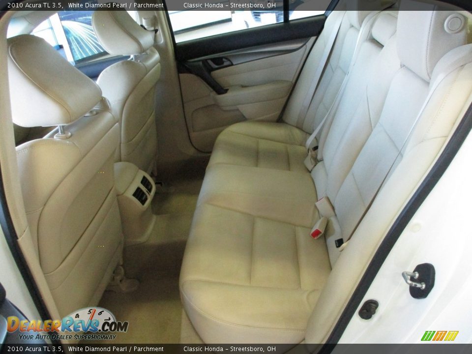 2010 Acura TL 3.5 White Diamond Pearl / Parchment Photo #25