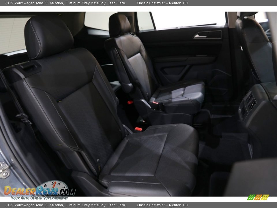 Rear Seat of 2019 Volkswagen Atlas SE 4Motion Photo #16