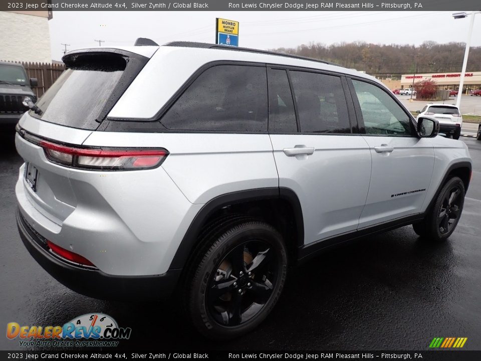 2023 Jeep Grand Cherokee Altitude 4x4 Silver Zynith / Global Black Photo #6
