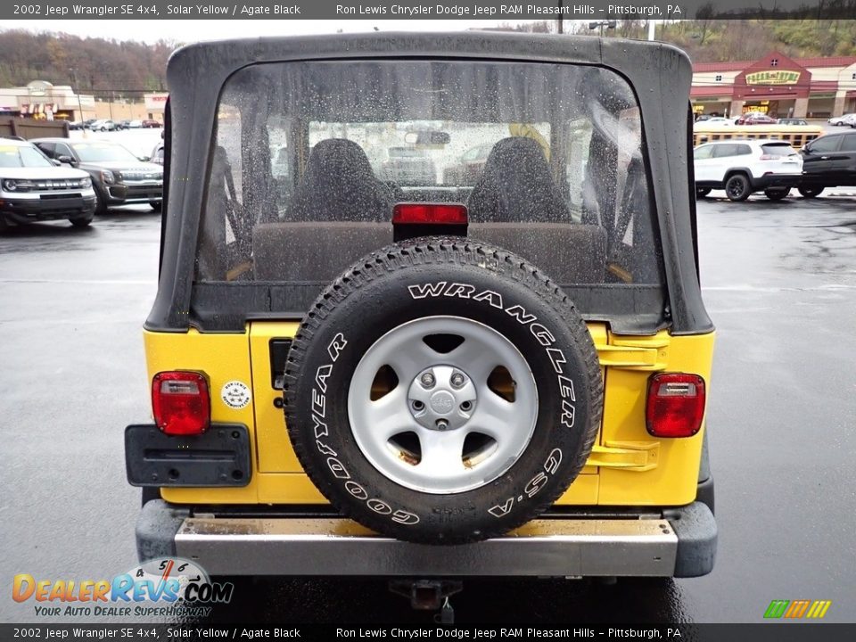 2002 Jeep Wrangler SE 4x4 Solar Yellow / Agate Black Photo #4