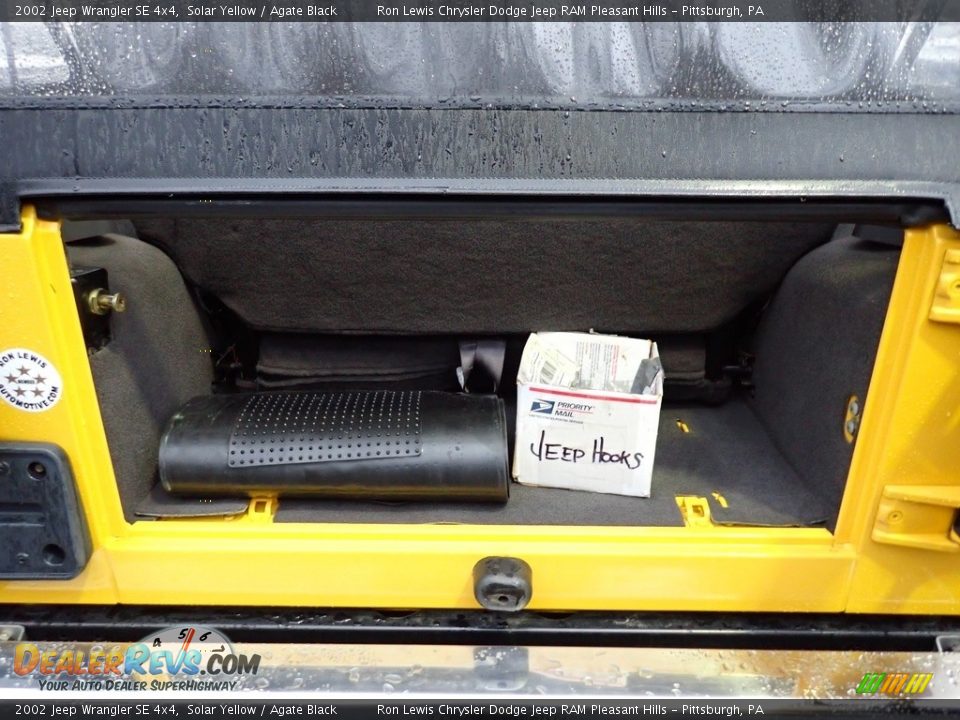 2002 Jeep Wrangler SE 4x4 Solar Yellow / Agate Black Photo #6
