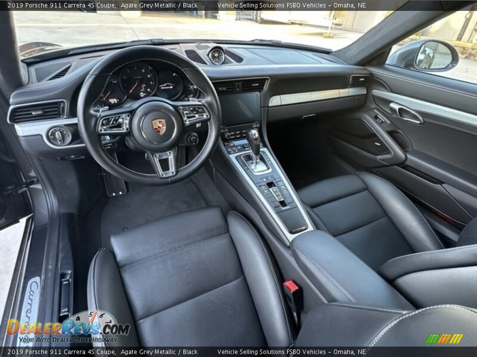 Black Interior - 2019 Porsche 911 Carrera 4S Coupe Photo #4