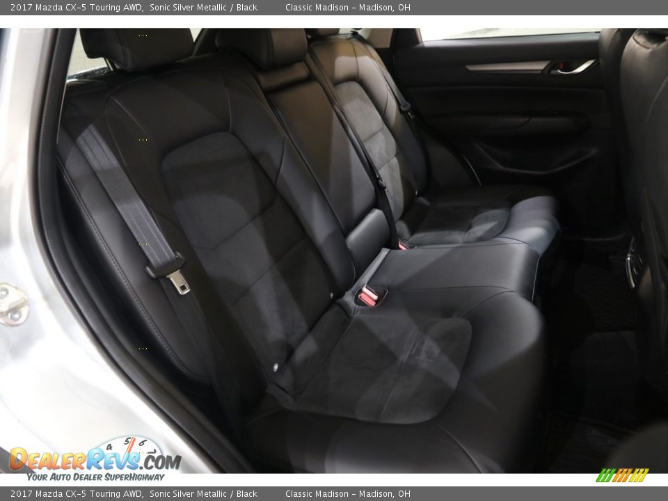 2017 Mazda CX-5 Touring AWD Sonic Silver Metallic / Black Photo #17