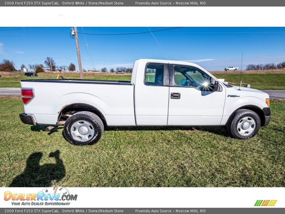 2009 Ford F150 STX SuperCab Oxford White / Stone/Medium Stone Photo #3