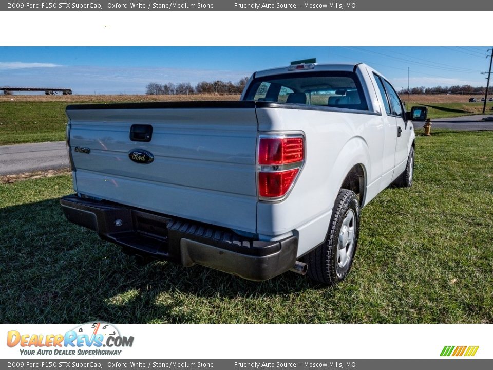 2009 Ford F150 STX SuperCab Oxford White / Stone/Medium Stone Photo #4