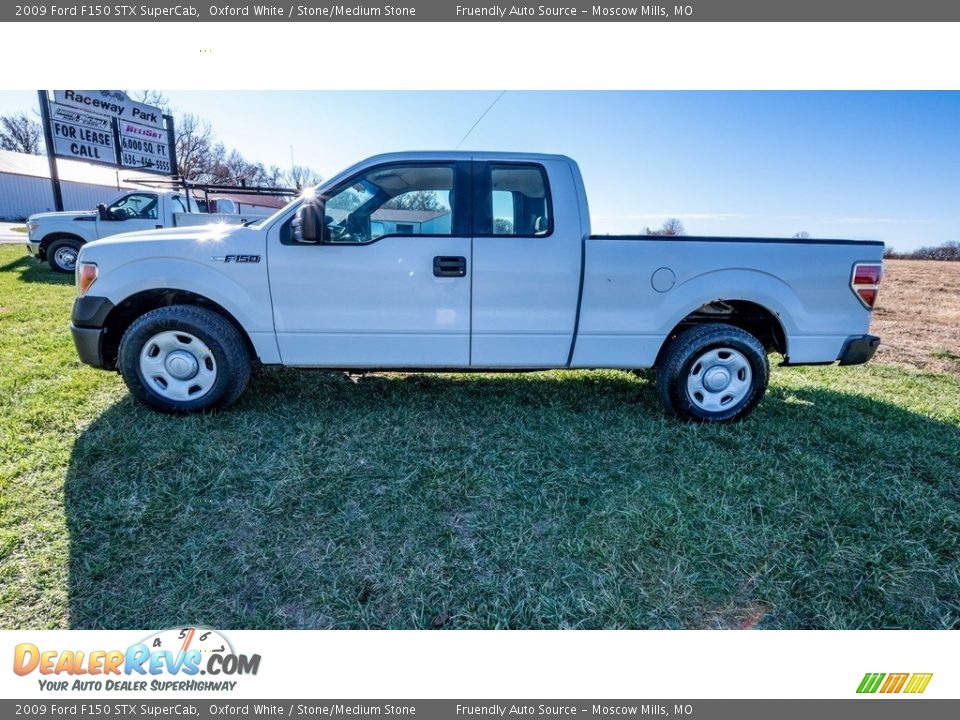 2009 Ford F150 STX SuperCab Oxford White / Stone/Medium Stone Photo #7