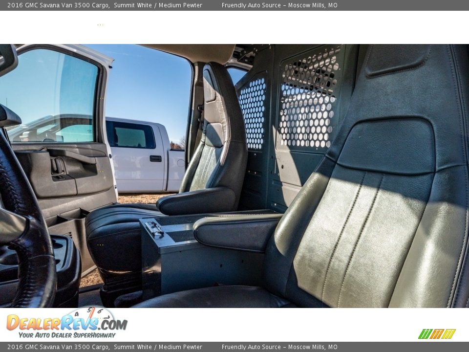 2016 GMC Savana Van 3500 Cargo Summit White / Medium Pewter Photo #17