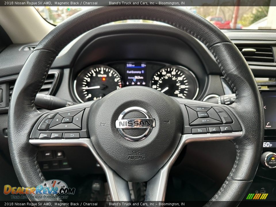 2018 Nissan Rogue SV AWD Steering Wheel Photo #10