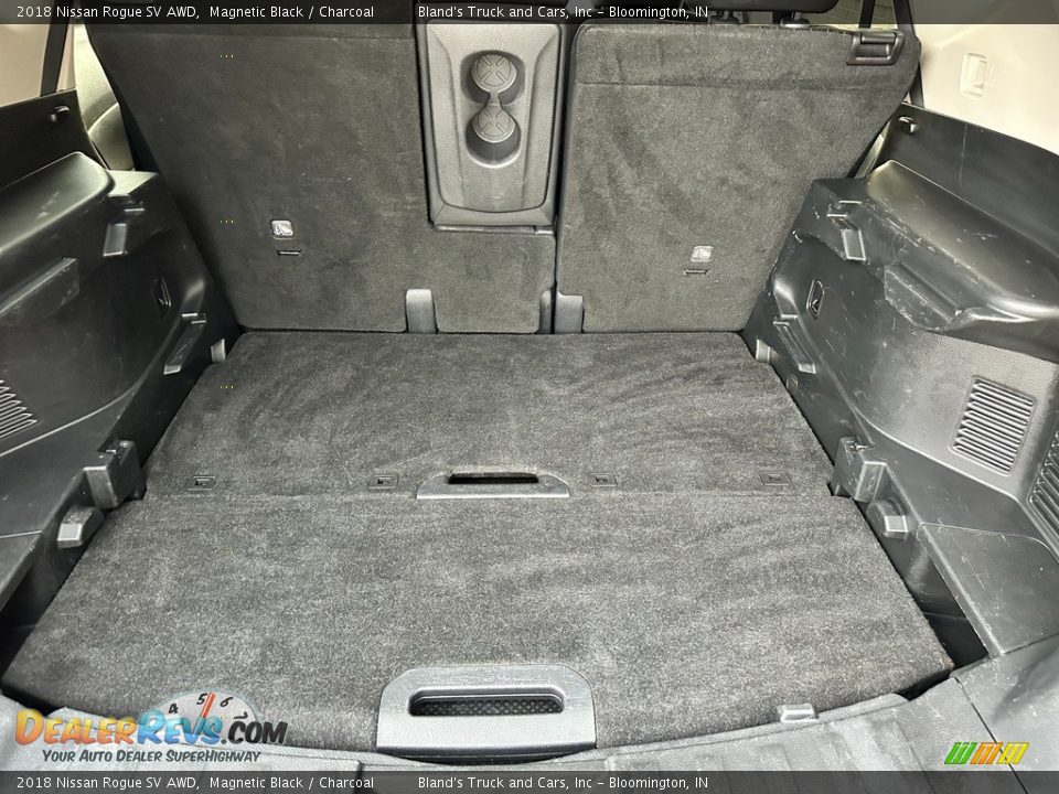 2018 Nissan Rogue SV AWD Trunk Photo #35