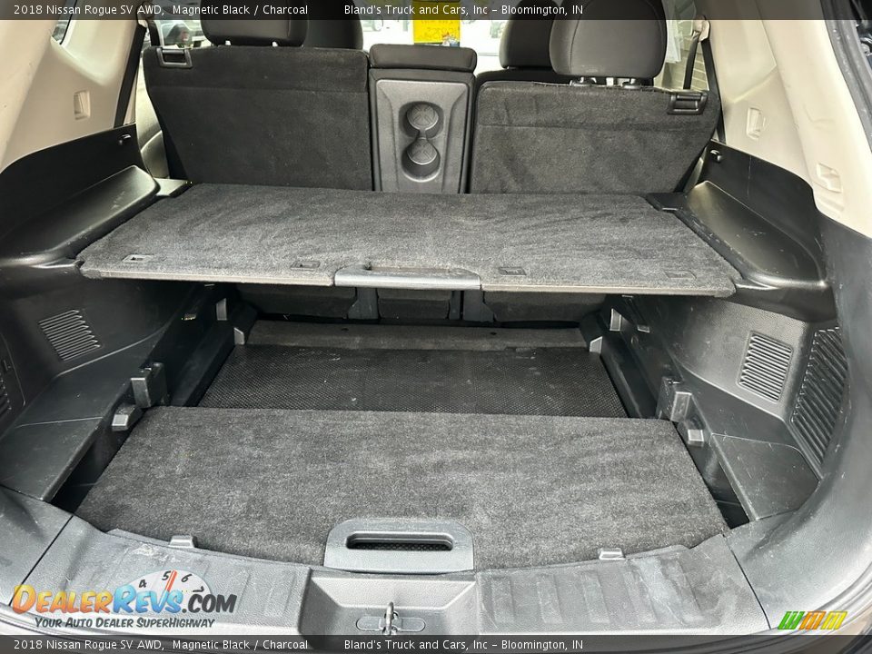 2018 Nissan Rogue SV AWD Trunk Photo #36