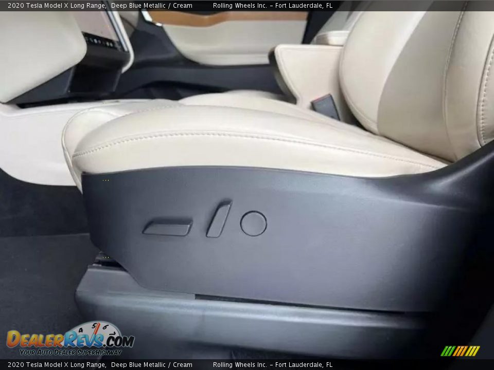 2020 Tesla Model X Long Range Deep Blue Metallic / Cream Photo #18