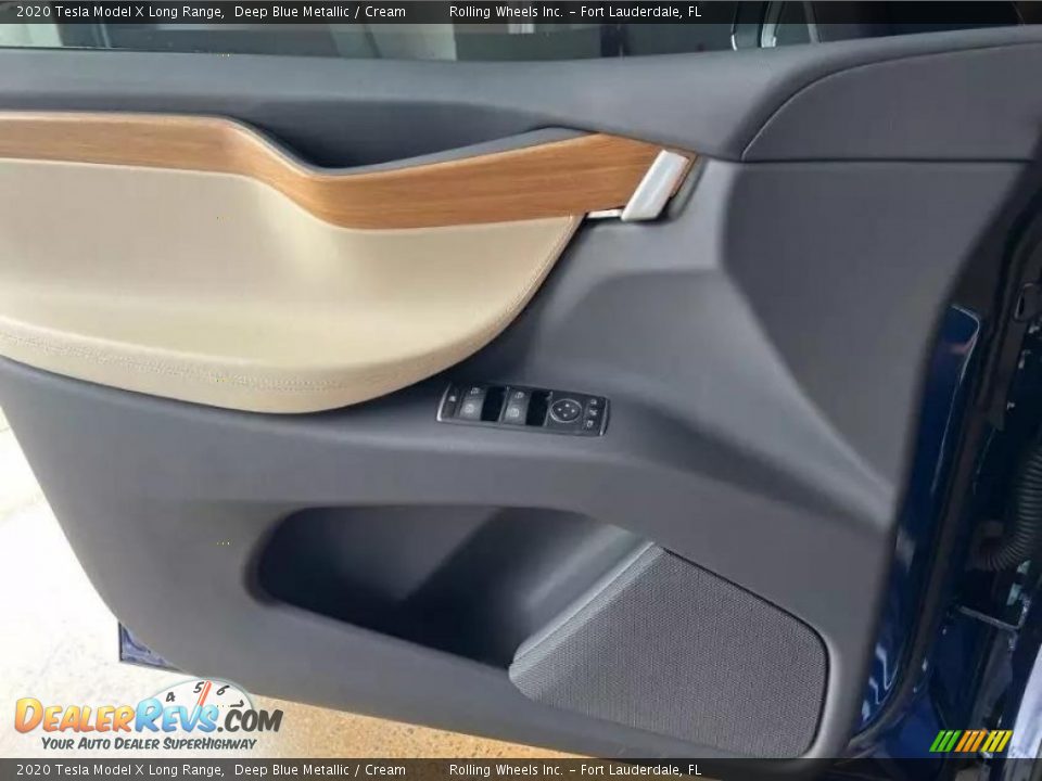 2020 Tesla Model X Long Range Deep Blue Metallic / Cream Photo #20
