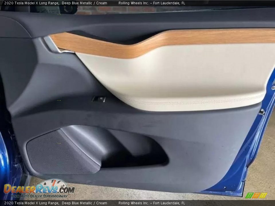2020 Tesla Model X Long Range Deep Blue Metallic / Cream Photo #21