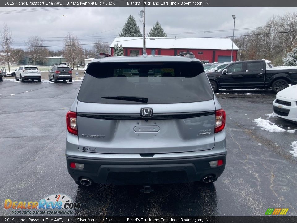 2019 Honda Passport Elite AWD Lunar Silver Metallic / Black Photo #4