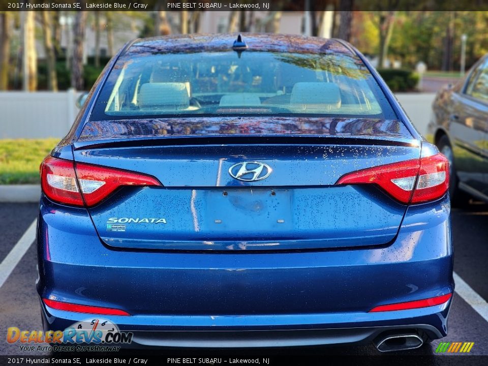 2017 Hyundai Sonata SE Lakeside Blue / Gray Photo #7