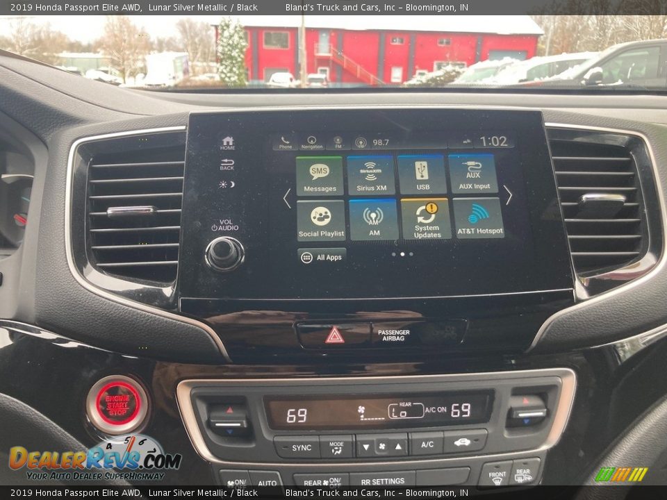 2019 Honda Passport Elite AWD Lunar Silver Metallic / Black Photo #31