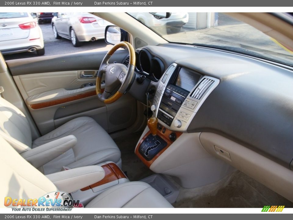 2006 Lexus RX 330 AWD Flint Mica / Ivory Photo #16