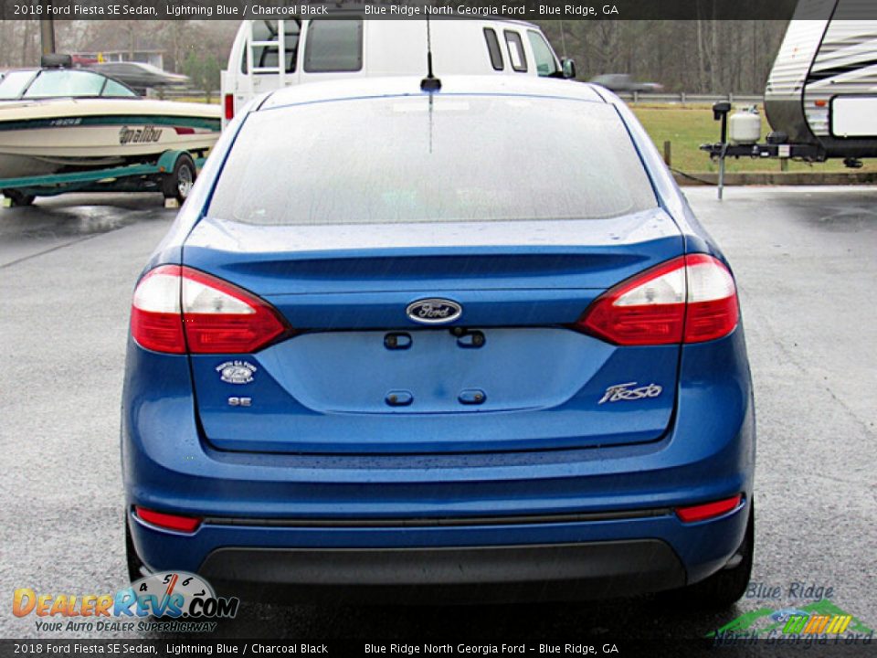 2018 Ford Fiesta SE Sedan Lightning Blue / Charcoal Black Photo #4