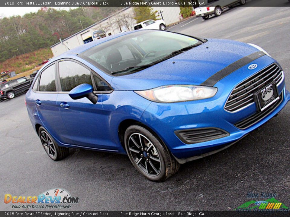 2018 Ford Fiesta SE Sedan Lightning Blue / Charcoal Black Photo #22