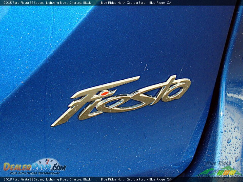 2018 Ford Fiesta SE Sedan Lightning Blue / Charcoal Black Photo #26