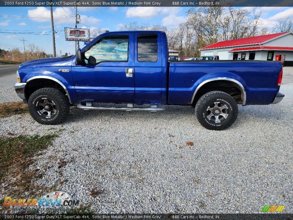 2003 Ford F250 Super Duty XLT SuperCab 4x4 Sonic Blue Metallic / Medium Flint Grey Photo #1