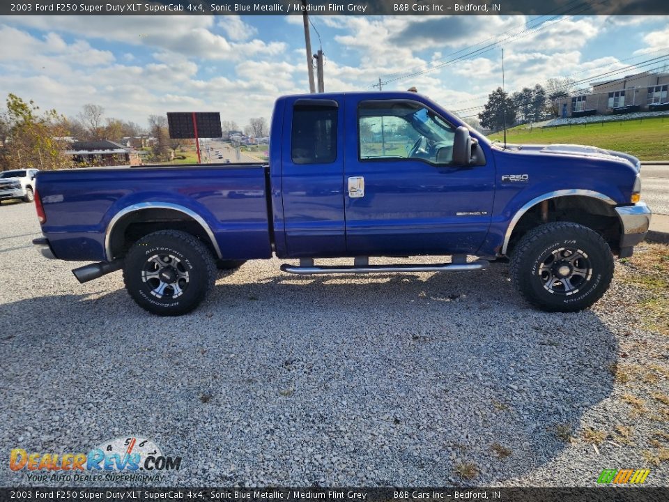 2003 Ford F250 Super Duty XLT SuperCab 4x4 Sonic Blue Metallic / Medium Flint Grey Photo #14