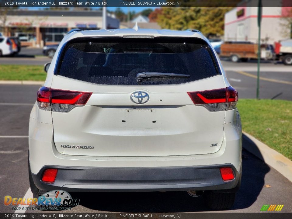 2019 Toyota Highlander XLE Blizzard Pearl White / Black Photo #7