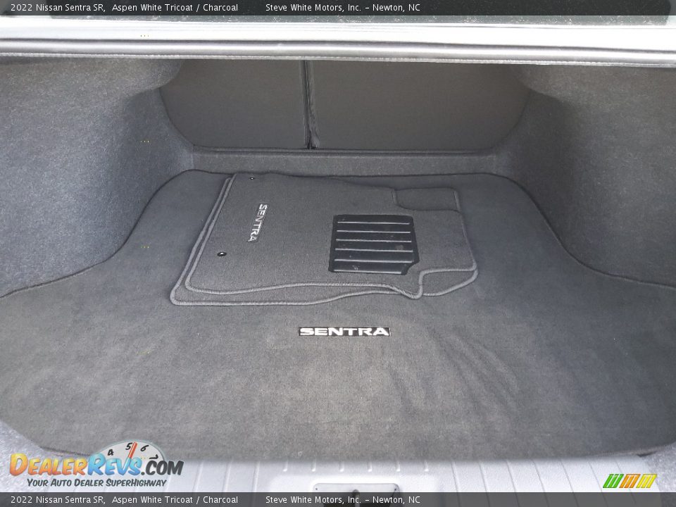 2022 Nissan Sentra SR Aspen White Tricoat / Charcoal Photo #15