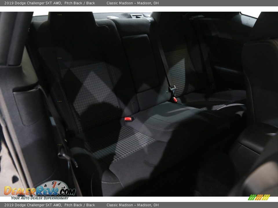 2019 Dodge Challenger SXT AWD Pitch Black / Black Photo #17