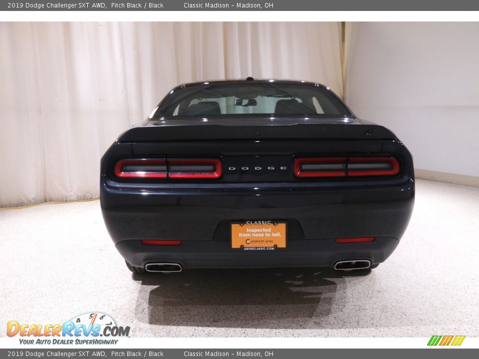 2019 Dodge Challenger SXT AWD Pitch Black / Black Photo #19
